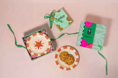 Le15 Cookie Box of 2 X Freedom Tree Plates Set of 2