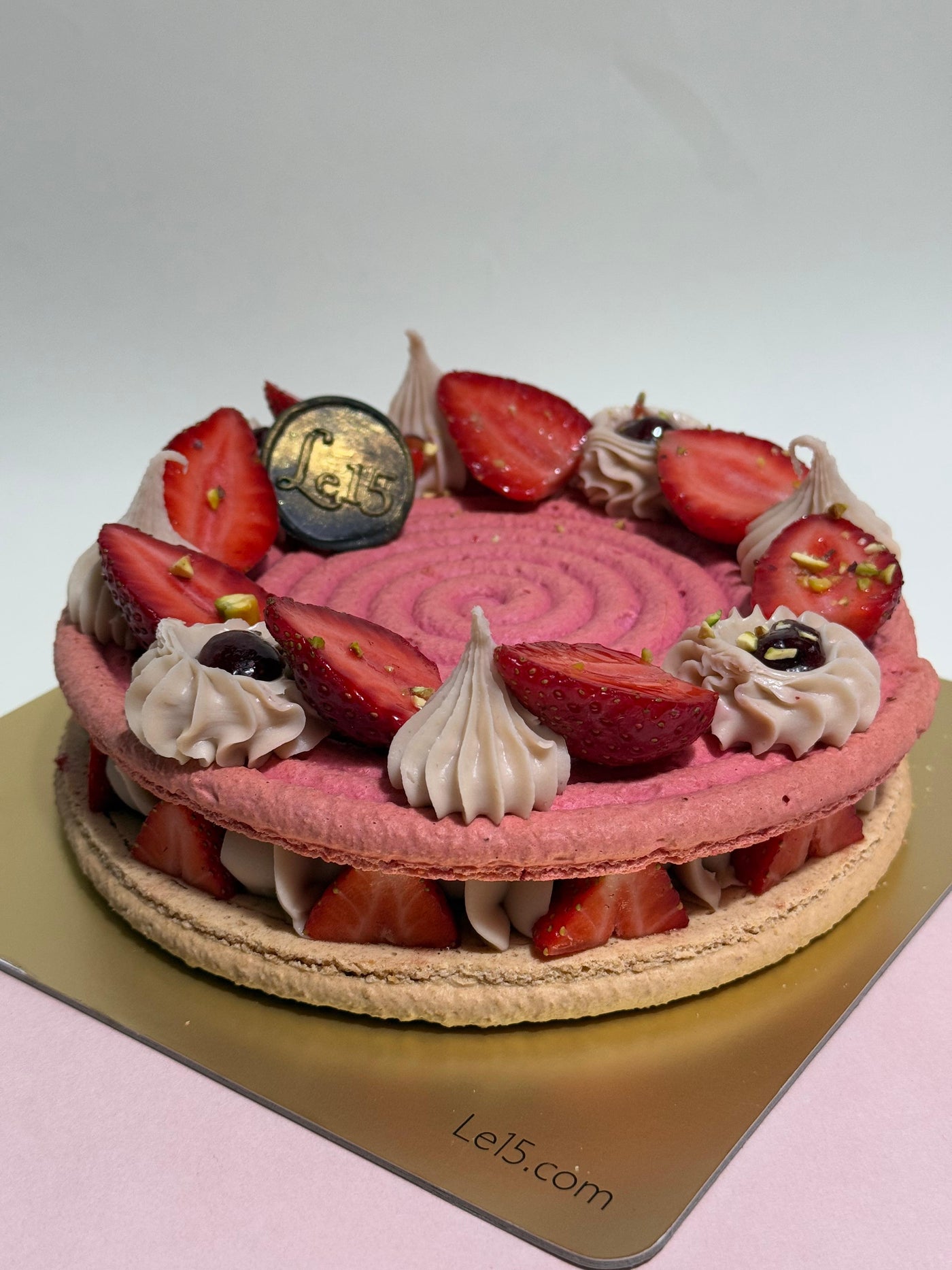 Strawberry Cheesecake Macaron Cake Large