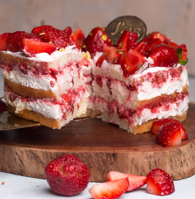 Strawberry Cream Cake